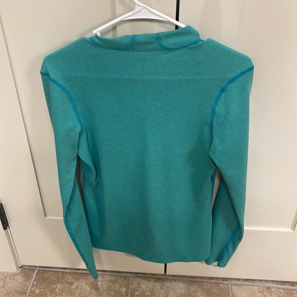 Patagonia pull over green - Picture 2 of 3